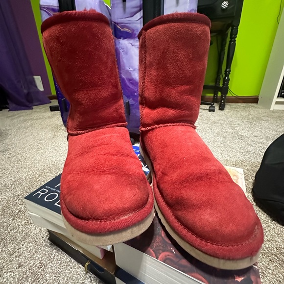 Ugg Boots - Picture 5 of 10